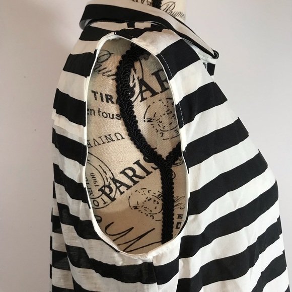 H&M blouse (size XS) - Picture 4 of 6